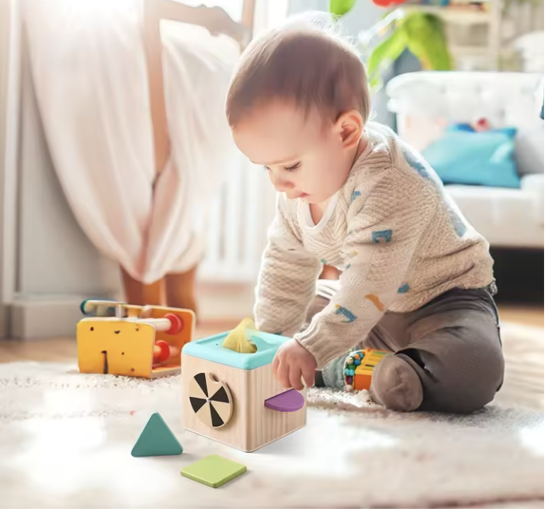 Cube d’Activités en Bois Montessori