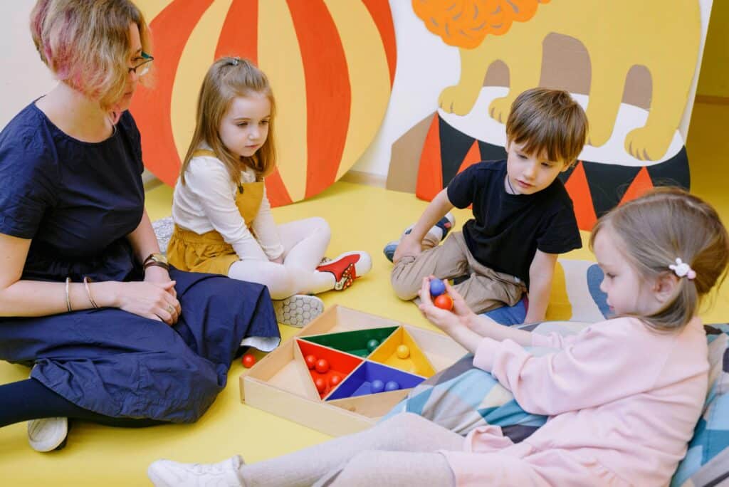 Découvrez les Bienfaits Inestimables des Jeux Sensoriels pour le Développement Précoce de Votre Enfant
